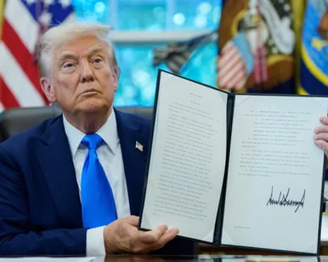 Trump Signs Proclamation Imposing Annual $100,000 Fee on Work Visas